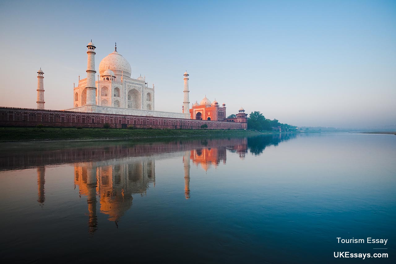 Tourism Essay - Taj Mahal